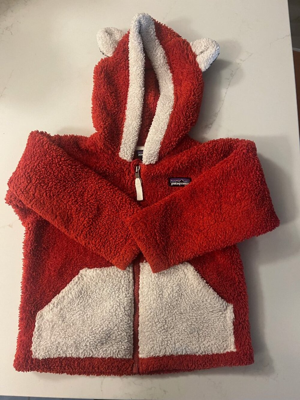 PATAGONIA Furry Friends Red/White Hooded Fleece, size 2T